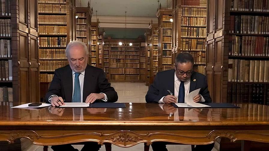 Tribunal Constitucional firma acuerdo con la RAE para facilitar la comprensión de normas y leyes