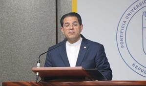 El rector de la Pucmm advierte que un pa&iacute;s que no investiga depende de otros