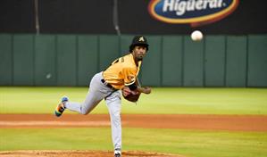 Pitcheo cibaeño deja a los Toros en tres hits, Águilas extienden a siete su racha de victorias