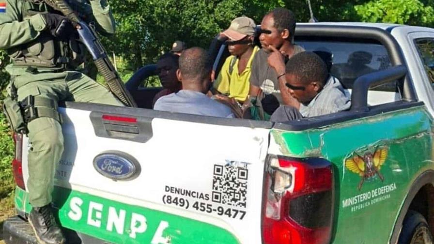 Operativos ambientales dejan 21 detenidos en Valle Nuevo y La Altagracia Operativos ambientales dejan 21 detenidos en Valle Nuevo y La Altagracia