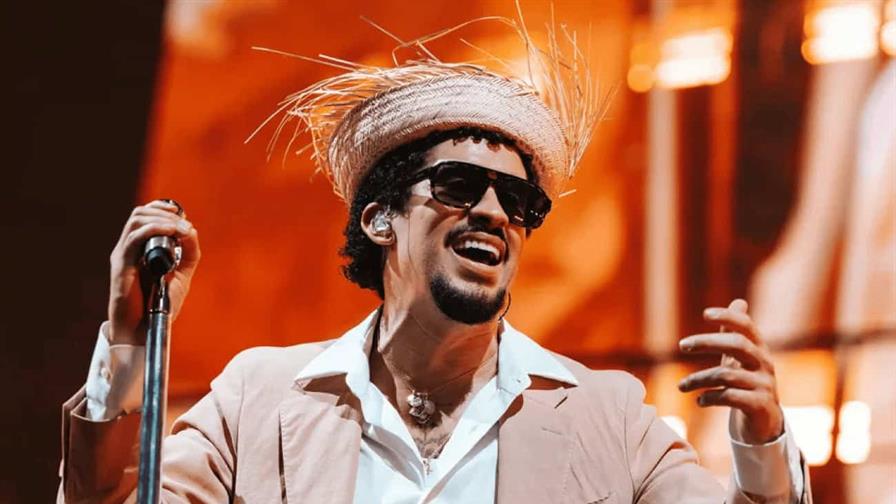 Bad Bunny comparte su  "Casita" y alma con República Dominicana