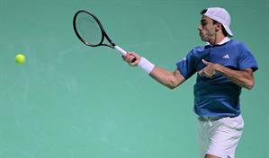 Etcheverry adelanta a Argentina ante Alemania en cuartos de la Copa Davis