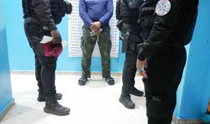 Dominicano acusado de asesinato, agresión sexual y otros delitos es extraditado a Puerto Rico