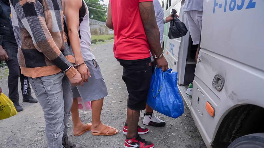 El hombre fue condenado a 30 años de prisión por matar una niña en Moca y se fugó El hombre fue condenado a 30 años de prisión por matar una niña en Moca y se fugó