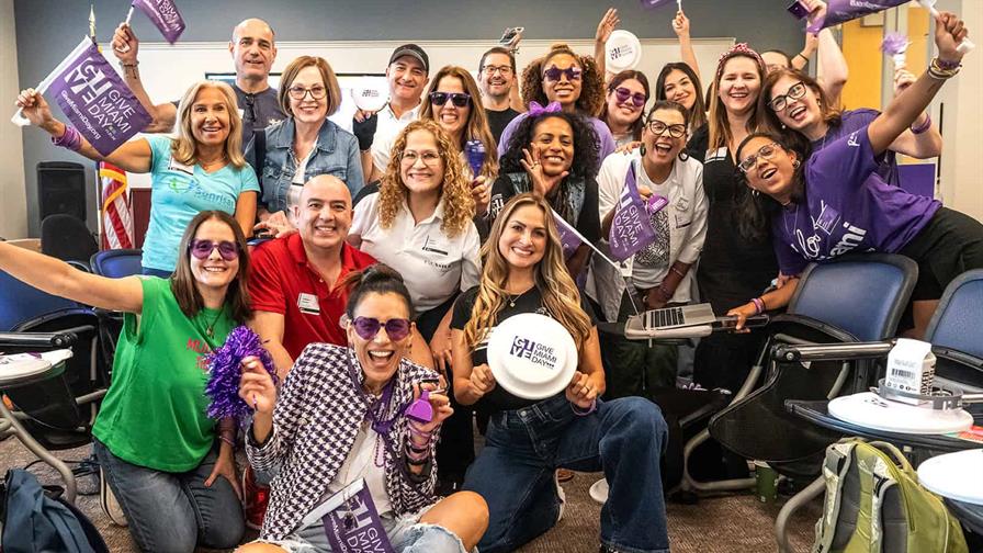 Miami realiza la mayor jornada filantrópica de EE. UU. en medio de los recortes a las ONG Miami realiza la mayor jornada filantrópica de EE. UU. en medio de los recortes a las ONG