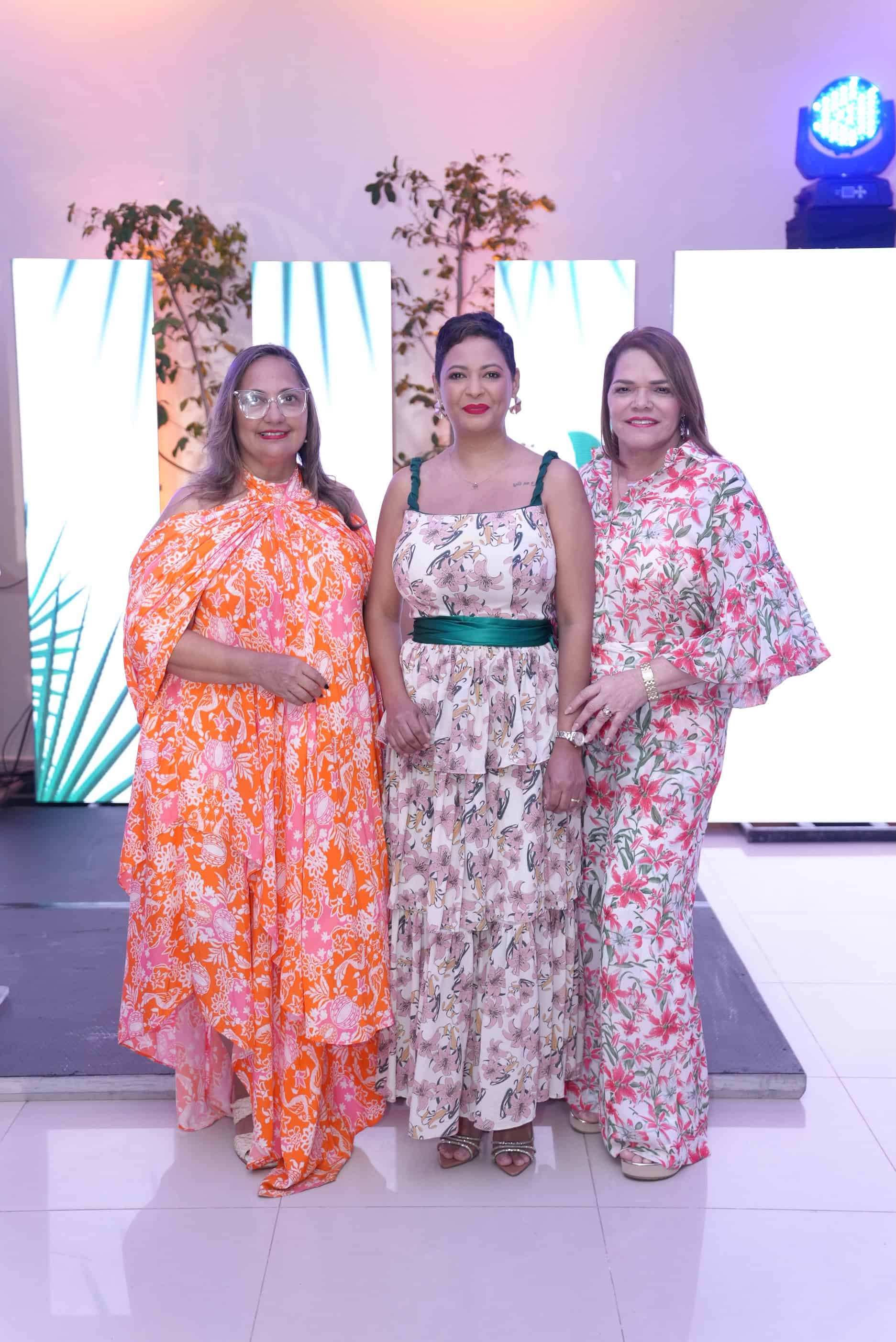 Anny Abate, Nina Vásquez y Mayra del Villar.