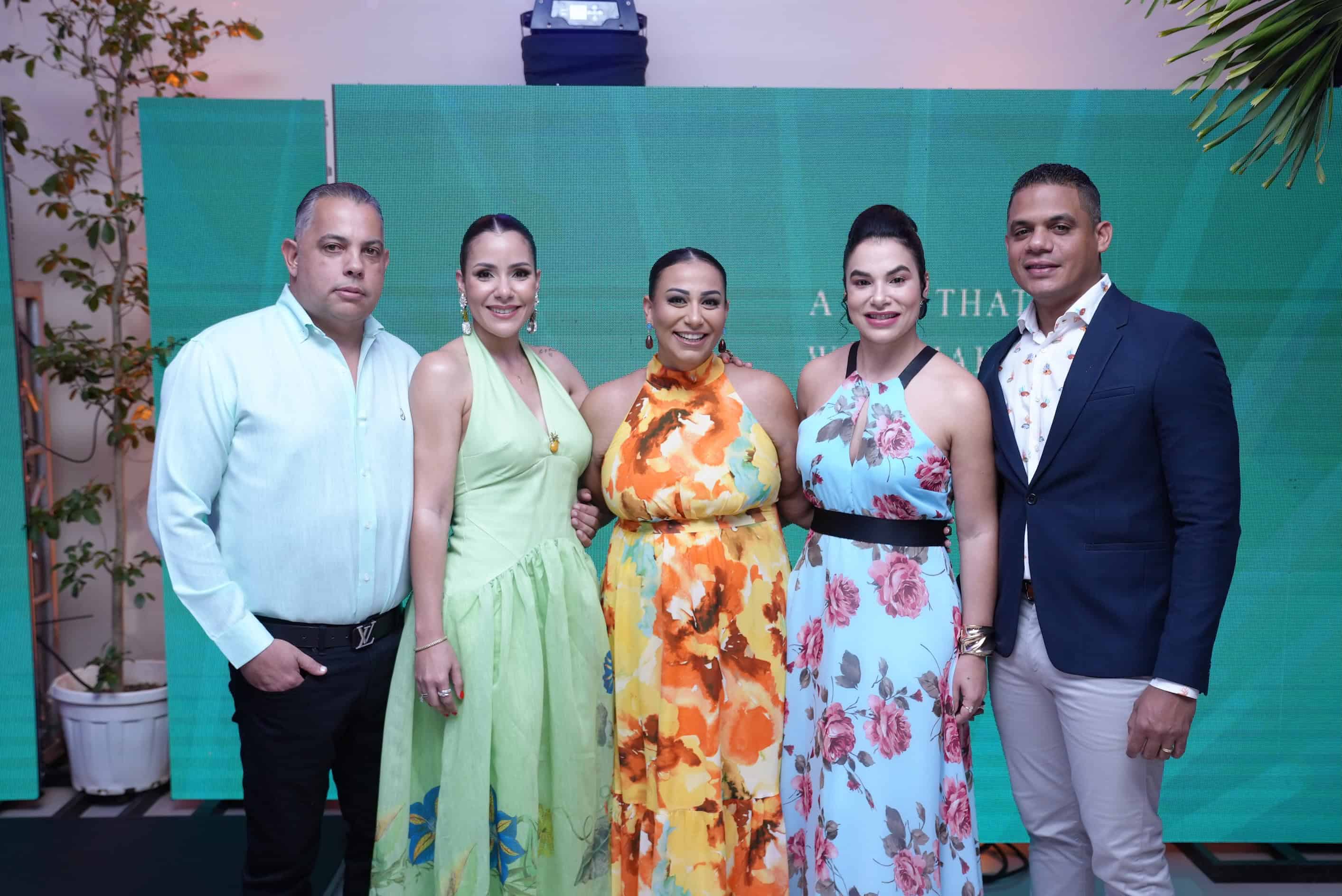 Luis Parra, Nayrobi Candelario, Lorina Tavarez, Kismairy De Los Santos y Juan José Martínez.