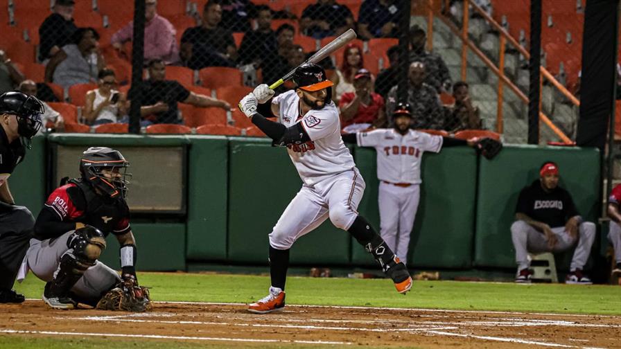 Gilberto Celestino encuentra su mejor versión y oxigena a Toros del Este