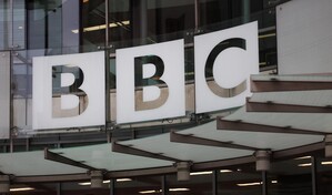 La BBC en el ojo del hurac&aacute;n por emitir palabra racista en los Bafta