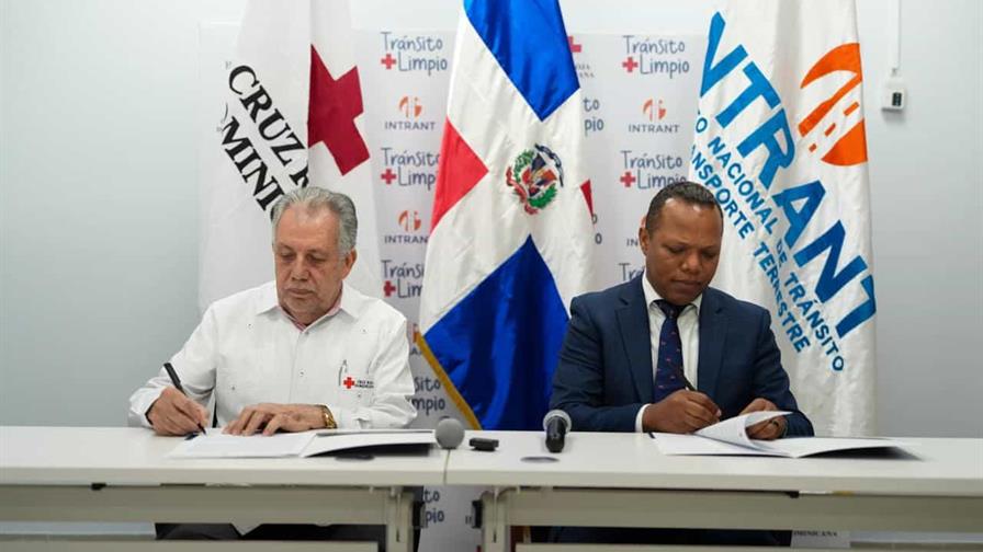 Intrant y Cruz Roja lanzan plan "Tránsito+Limpio" para aplicar pruebas toxicológicas a choferes