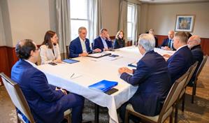 Abinader inicia agenda oficial en California con reunión estratégica con el CEO de Mysilicon Compass