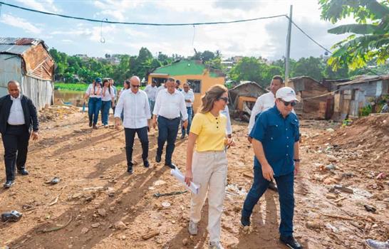 José Paliza supervisa avances de la transformación del sector Las Lilas en Santo Domingo Este