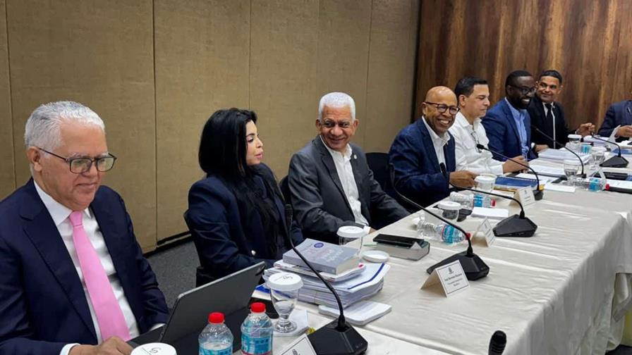 Congreso avanza consenso del Código Procesal Penal y confía en aprobarlo antes del 11 de diciembre