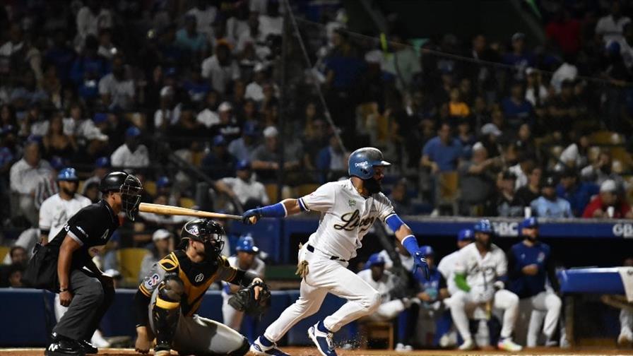 Emilio Bonifacio batalla con un lento inicio para los Tigres del Licey Emilio Bonifacio batalla con un lento inicio para los Tigres del Licey