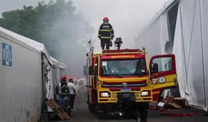 Un incendio suspende las negociaciones y obliga a evacuar la cumbre climática de Belém