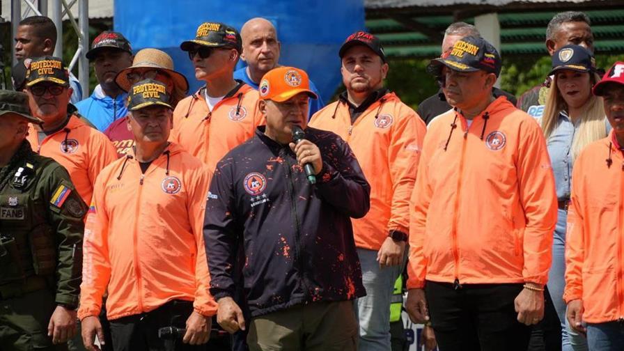 Venezuela abre centro de formación táctica por si alguien osa de invadir el territorio