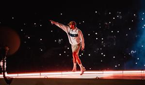 Bad Bunny abre las puertas de su casa y demuestra su amor a RD