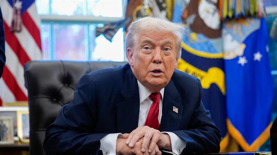 Trump dice que Zelenski va a tener que aprobar su plan de paz