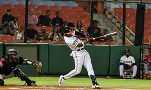 Toros le ganan la doble cartelera al Licey con jonrón de Bryan De la Cruz y gran pitcheo de Courtney