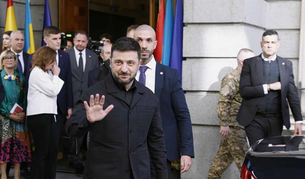 Ucrania y EE. UU. hablarán en Suiza sobre el plan de Trump