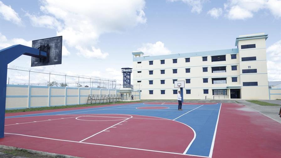 Danilo Medina dice que él inauguró la cárcel de Las Parras: Lo único es pintura y cambio de nombre Danilo Medina dice que él inauguró la cárcel de Las Parras: Lo único es pintura y cambio de nombre