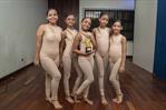 Las niñas de HMS Dancers llevan un poderoso mensaje de No violencia contra la mujer en DGT