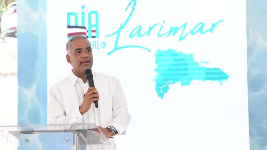 Mineros de larimar ya cuentan con seguro de vida colectivo