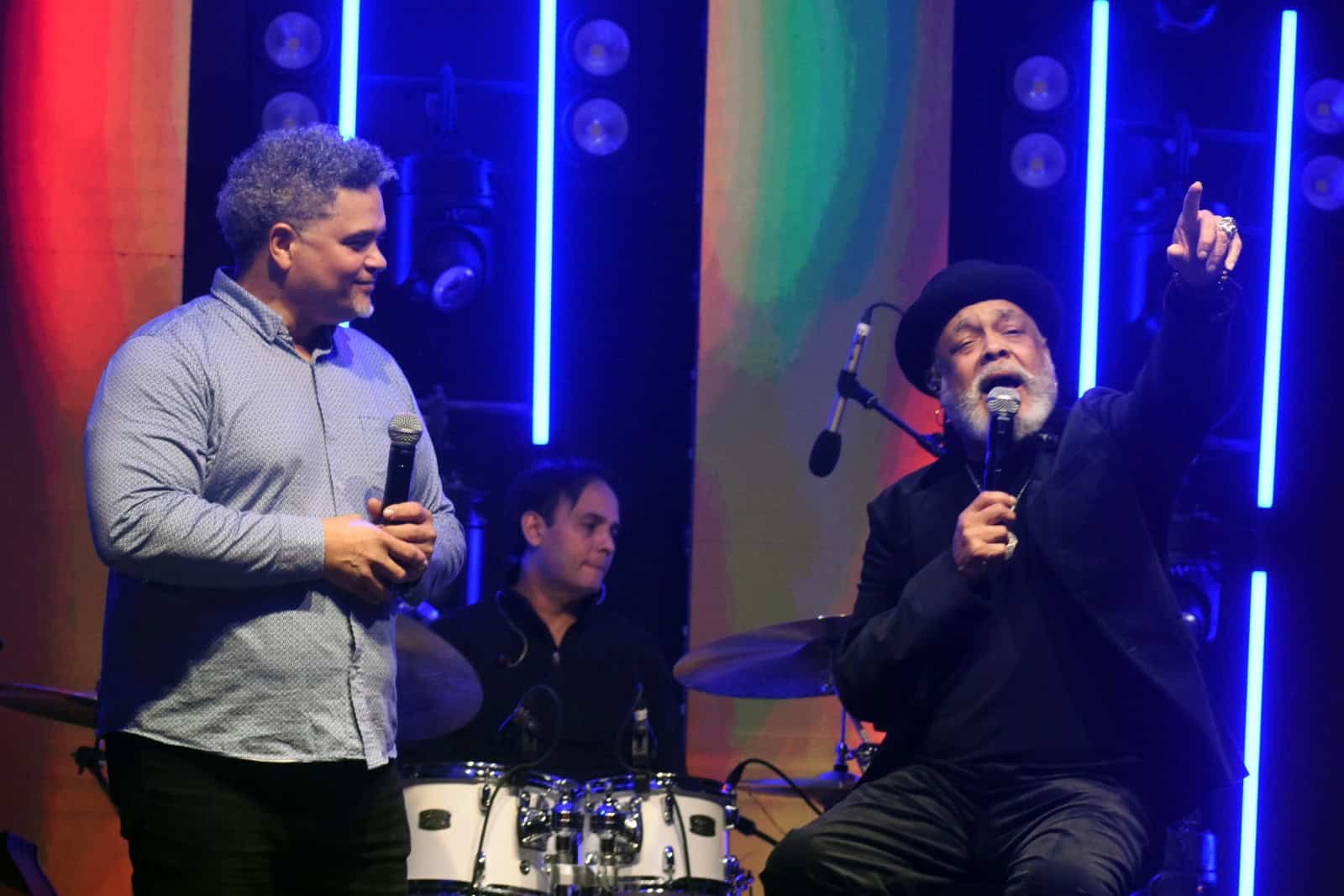 Pablo Garci´a y Francisco Ce´spedes.