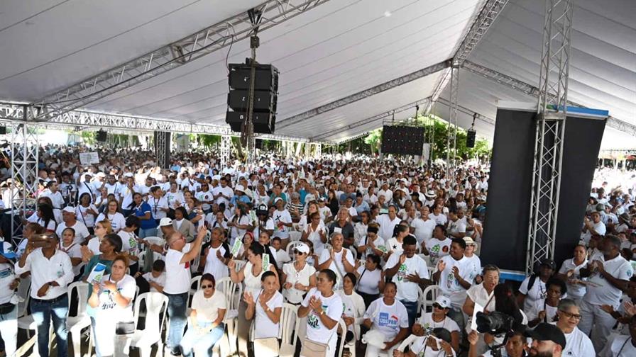 Caminata Un Paso por mi Familia 2025 moviliza a cientos en Santiago