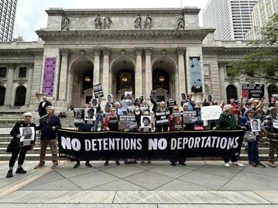 Tribunal rechaza deportación rápida de migrantes de Trump