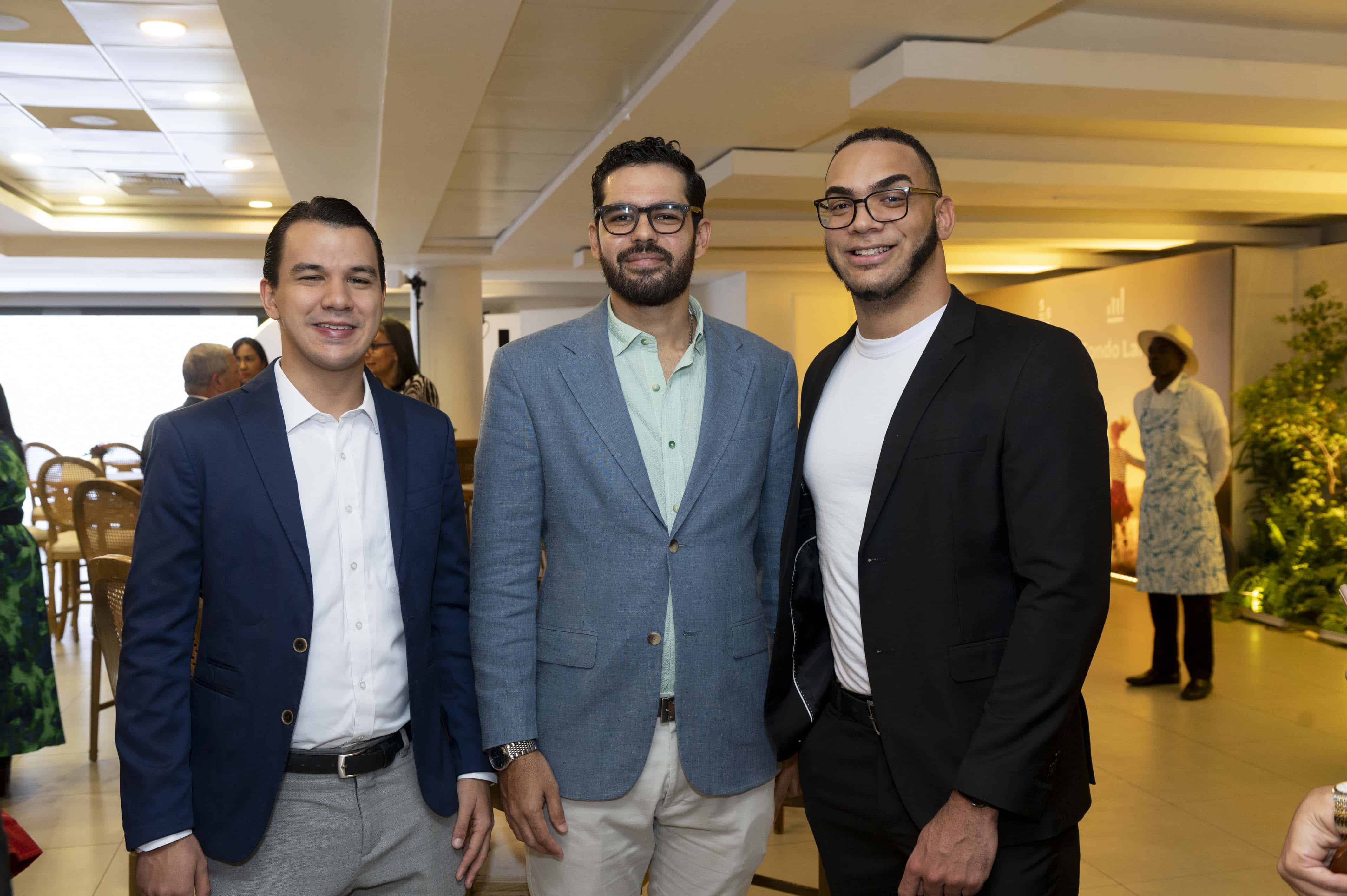 Rafael Frías, Luis Eduardo y Gabriel Geronimo.