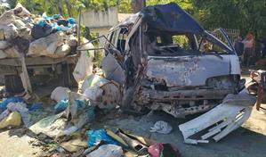 Al menos 14 heridos en choque entre minibús escolar y un camión en La Vega