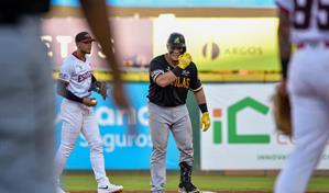 Las Águilas someten al Escogido en el Quisqueya y llegan a 20 victorias