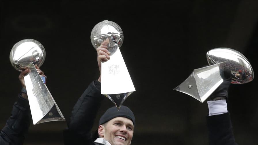Exjugadores de Patriots molestos con Tom Brady por no apoyar al equipo en el Super Bowl LX