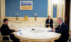 EE. UU. y Ucrania avanzan en un plan de paz refinado para poner fin a la guerra con Rusia