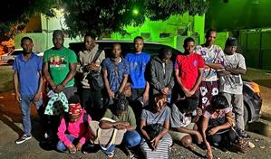 Ejército detiene yipeta con 16 haitianos en condición migratoria irregular en Santiago Rodríguez