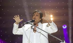 El brasileño Roberto Carlos anuncia gira por Estados Unidos en 2026