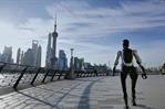 Un robot humanoide chino bate un récord mundial tras caminar durante tres días Un robot humanoide chino bate un récord mundial tras caminar durante tres días