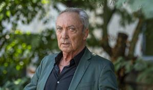 Fallece Udo Kier, actor en filmes de culto como Rompiendo las olas o Mi Idaho privado