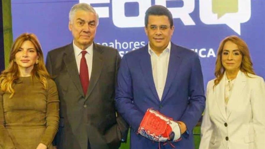 Asonahores reconoce al ministro David Collado por su gestión y legado en el turismo dominicano Asonahores reconoce al ministro David Collado por su gestión y legado en el turismo dominicano