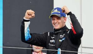 Mick Schumacher da un giro a su carrera y salta a la IndyCar con el equipo Rahal Letterman Lanigan
