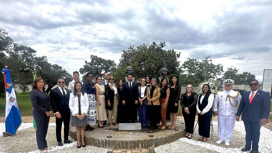 La Embajada Dominicana en Brasil conmemora el día de la no violencia contra la mujer La Embajada Dominicana en Brasil conmemora el día de la no violencia contra la mujer