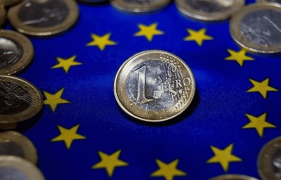 El euro termina 2025 revalorizado frente al d&oacute;lar por las debilidades estadounidenses