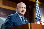 Juez impide al Gobierno de Trump degradar a un militar dem&oacute;crata que acusa de sedici&oacute;n
