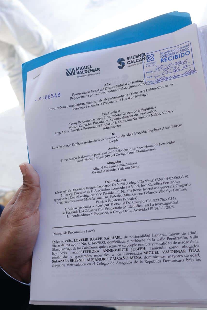 Documento entregado por los abogados a la Procuraduría.