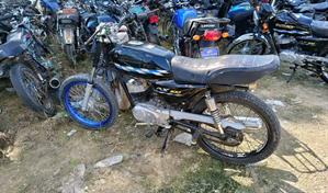 Al fin Digesett puso el oído en el corazón de la alcaldesa de Higüey y retiene 43 motos de carreras