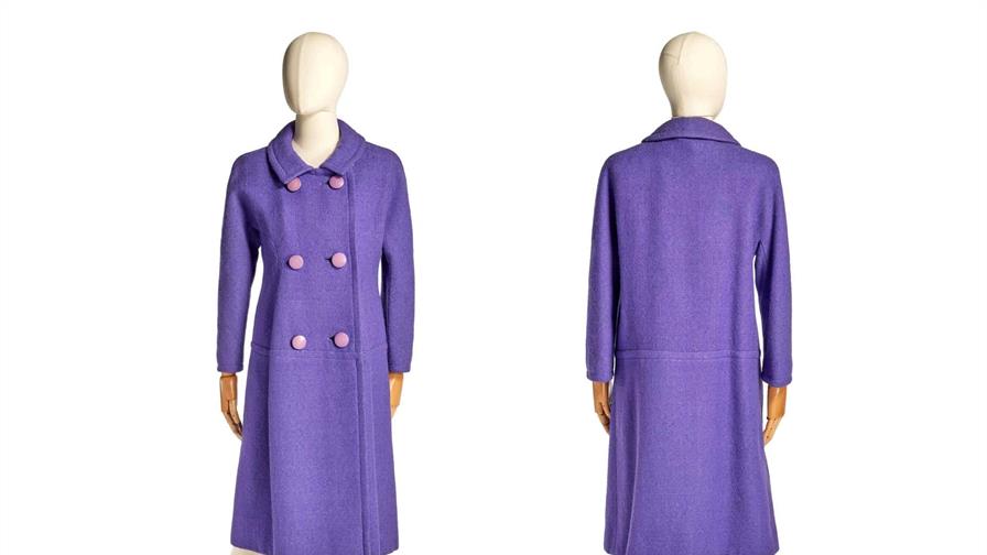 Un abrigo de Jacqueline Kennedy encabeza la subasta de Bolsos y Moda de Sothebys