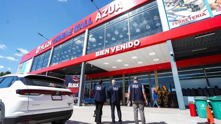 Aduanas interviene dos tiendas chinas en Azua por presunta evasión fiscal y subvaluación Aduanas interviene dos tiendas chinas en Azua por presunta evasión fiscal y subvaluación