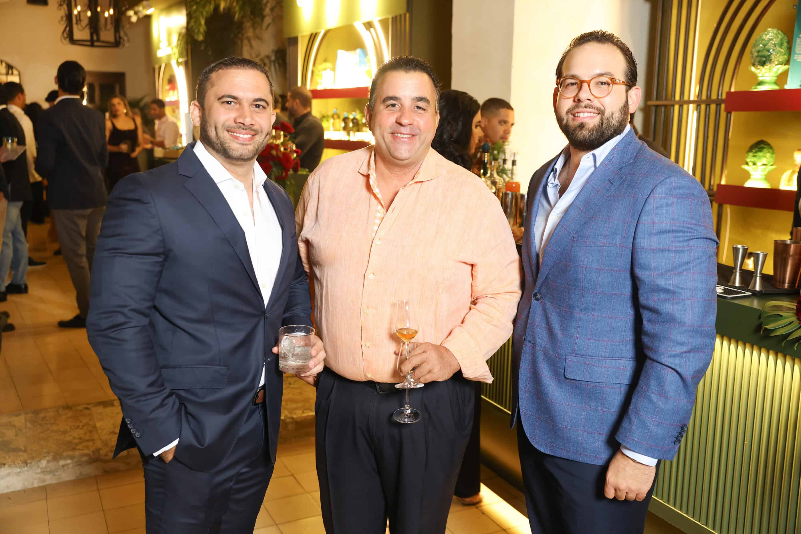 Alejandro Vicini, Tito López y Eric Schrills.