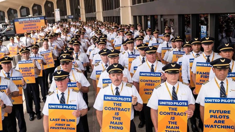 Huelga de pilotos LATAM y cómo evitarlas en RD Huelga de pilotos LATAM y cómo evitarlas en RD